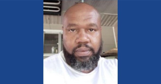 Police searching for murder suspect in Ohio