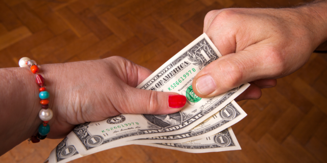 Ohio Senate bill seeks to require businesses to accept cash payments