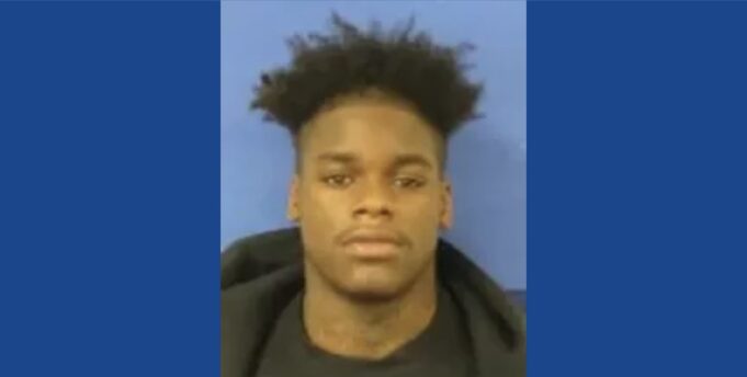 U.S. Marshals searching for murder suspect in North Carolina