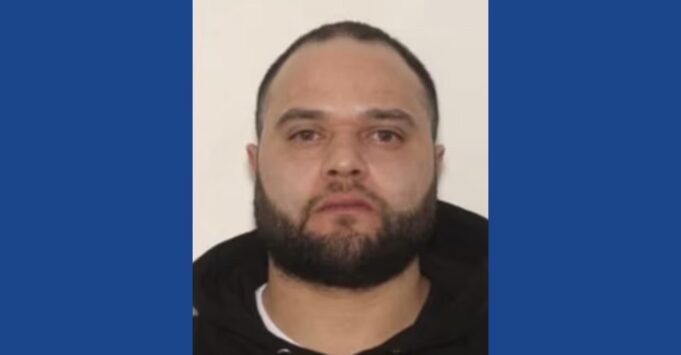 U.S. Marshals searching for wanted fugitive in Ohio