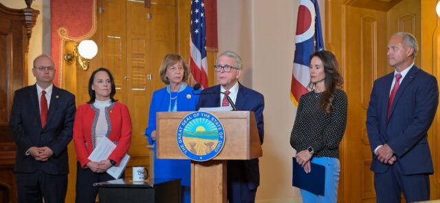 Gov. DeWine calls for ban of cell phones in schools