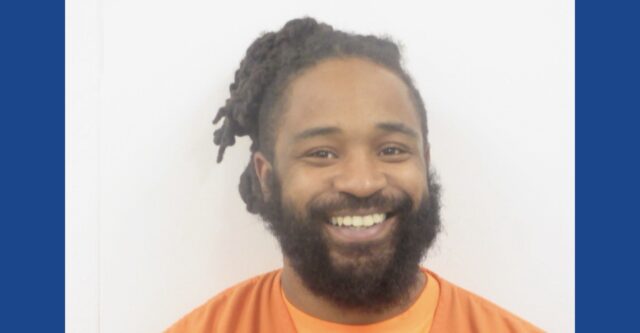 Police searching for wanted fugitive in Ohio
