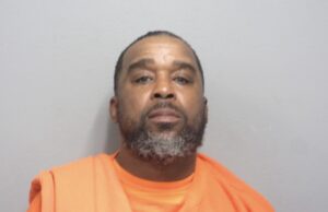 Police searching for wanted fugitive in Ohio