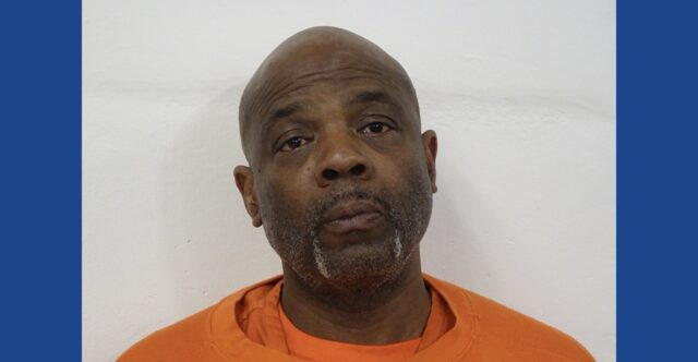 Police searching for wanted fugitive in Ohio