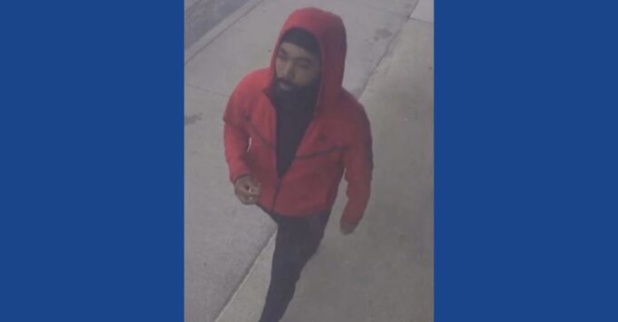 Police searching for wanted robbery suspect in Ohio