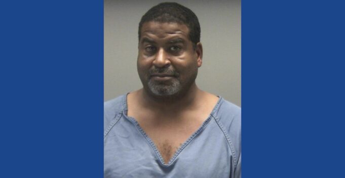 Police searching for wanted fugitive in Ohio