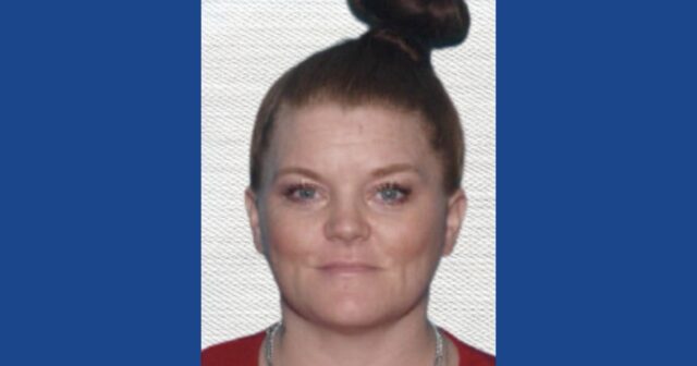 Police searching for wanted fugitive in Tennessee