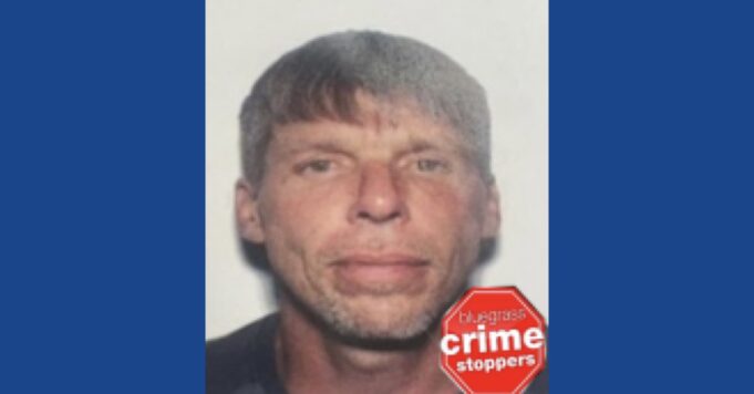 Police searching for wanted fugitive in Kentucky