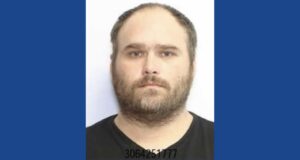 Police searching for wanted fugitive in Ohio