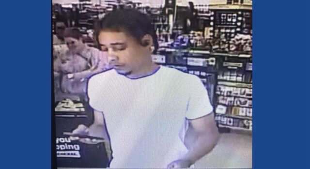 Police searching for wanted fugitive in Ohio