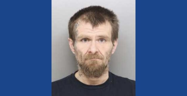 Police searching for wanted fugitive in Ohio