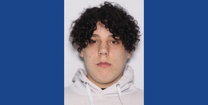 Police searching for missing 17-year-old in Ohio