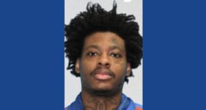 Police searching for wanted fugitive in Tennessee