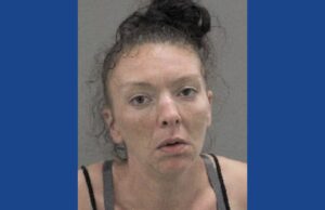 Police searching for wanted fugitive in Illinois