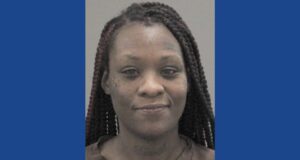 Police searching for wanted fugitive in Illinois