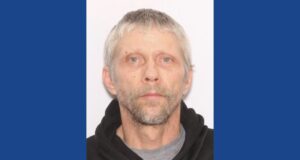 Police searching for wanted fugitive in Ohio