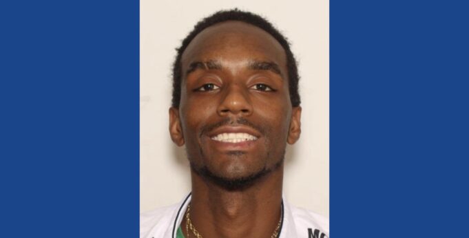 Police searching for wanted fugitive in Ohio