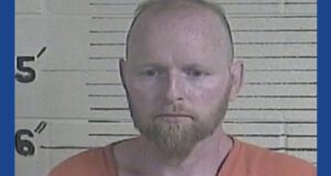 Police searching for escaped inmate in Kentucky