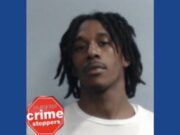 Police searching for wanted fugitive in Kentucky