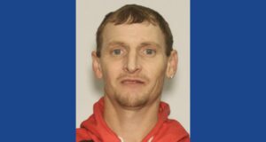 Police searching for wanted fugitive in Ohio