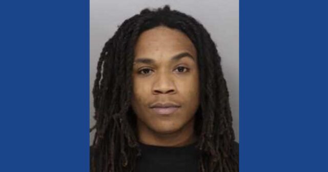 Police searching for wanted fugitive in Ohio