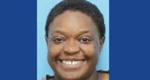 Police searching for wanted stabbing suspect in Alabama