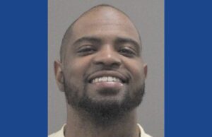 Police searching for wanted fugitive in Illinois