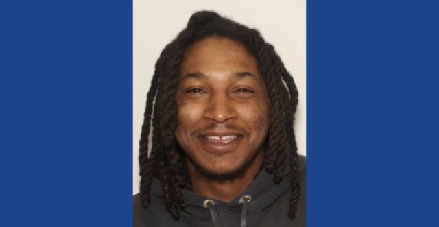 Police searching for wanted fugitive in Ohio