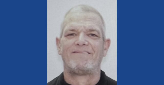 Police searching for wanted fugitive in Georgia