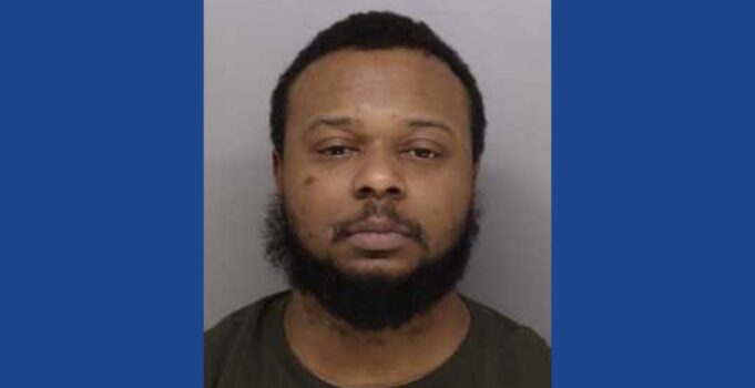 Police searching for wanted fugitive in Ohio