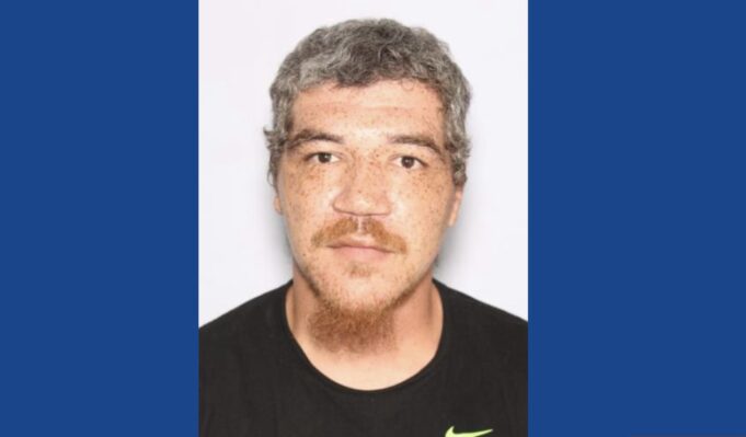 Police searching for wanted fugitive in Ohio