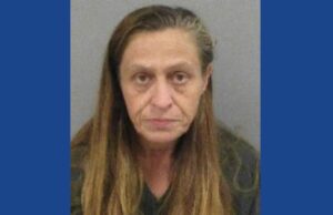 Police searching for wanted fugitive in Illinois