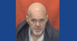 Police searching for wanted fugitive in Ohio
