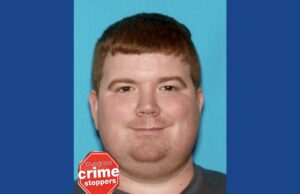 Police searching for wanted fugitive in Kentucky