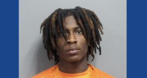 Police searching for wanted fugitive in Ohio