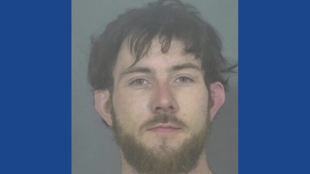 Police searching for wanted fugitive in Indiana