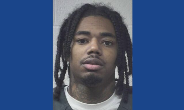 Police searching for wanted fugitive in Indiana