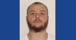 Police searching for wanted fugitive in Ohio