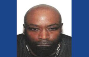 Police searching for wanted fugitive in Kentucky