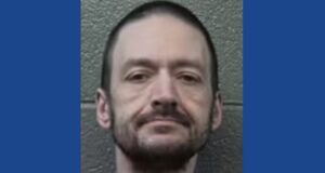 Police searching for escaped inmate in Virginia