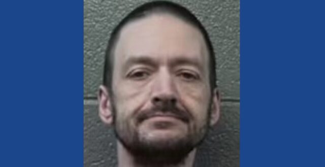 Police searching for escaped inmate in Virginia