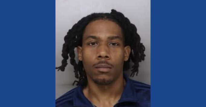 Police searching for wanted fugitive in Ohio