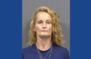 Police searching for wanted fugitive in Florida