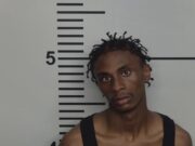 One person arrested after crashing into cars, fleeing traffic stop in Kentucky