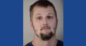 One person arrested after pulling gun on newspaper carrier in Florida