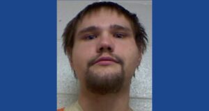 Police searching for wanted fugitive in Indiana