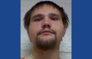 Police searching for wanted fugitive in Indiana