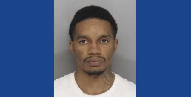 Police searching for wanted fugitive in Ohio