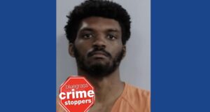 Police searching for wanted fugitive in Kentucky