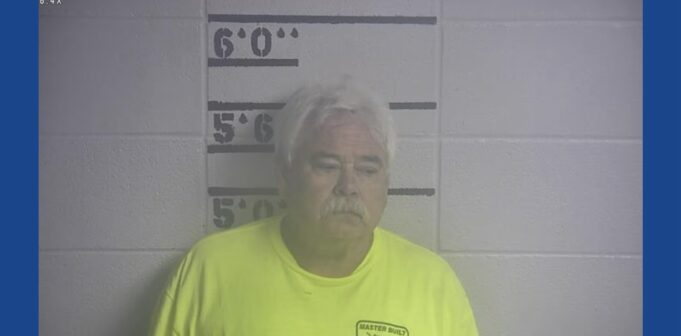 One person dead, one arrested following vehicle crash in Kentucky